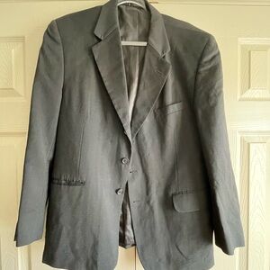 Oleg Cassini 100% Wool Men’s Black Suit, Size 44S